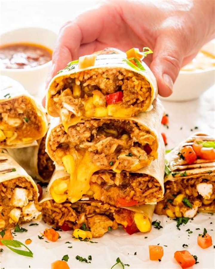 What does a chicken burrito contain?