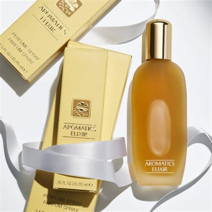 What does Aromatics Elixir Clinique smell like?