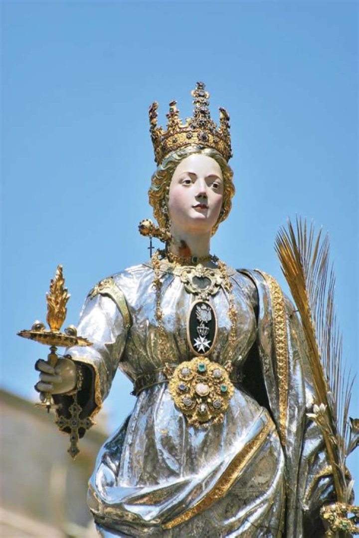 What does Santa Lucia mean in Italian?