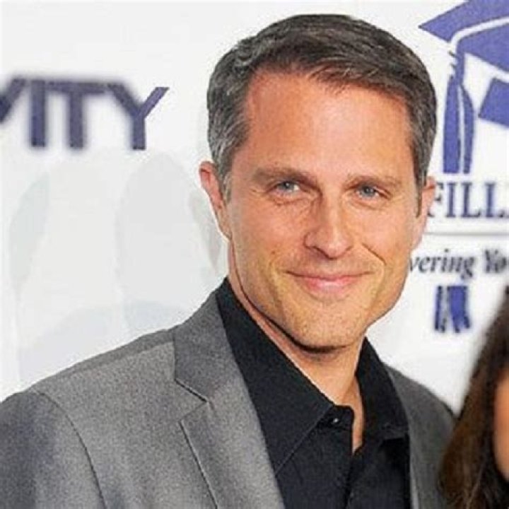 What does Scott Sveslosky do for a living?