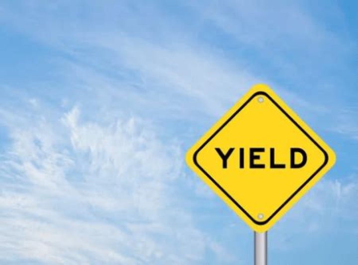 What does yield mean in traffic?