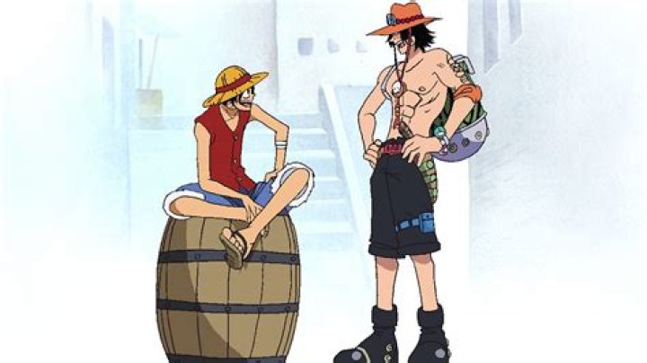 What episode does ace appear in Alabasta?