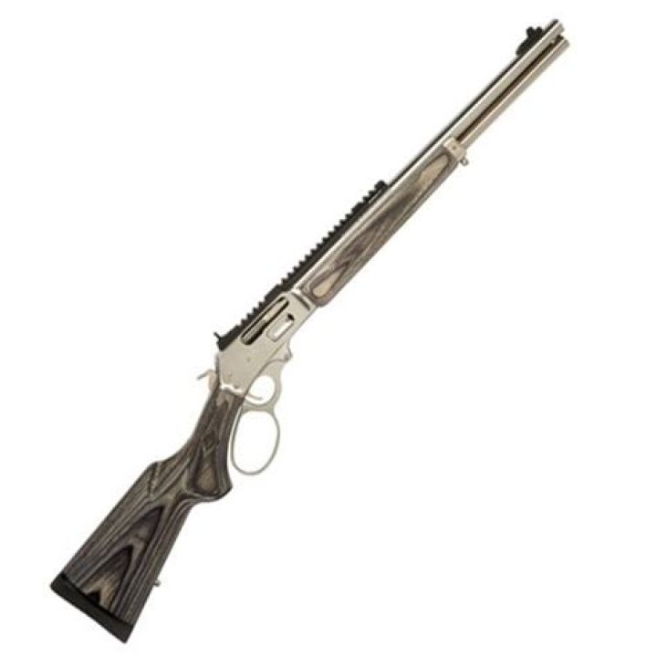 What gun does Owen Grady use?