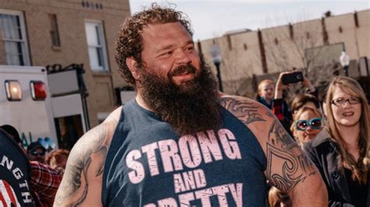 What happened to Robert Oberst?