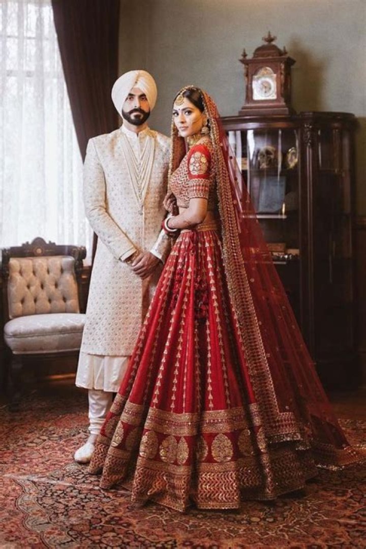 What is a Sikh wedding dress called?