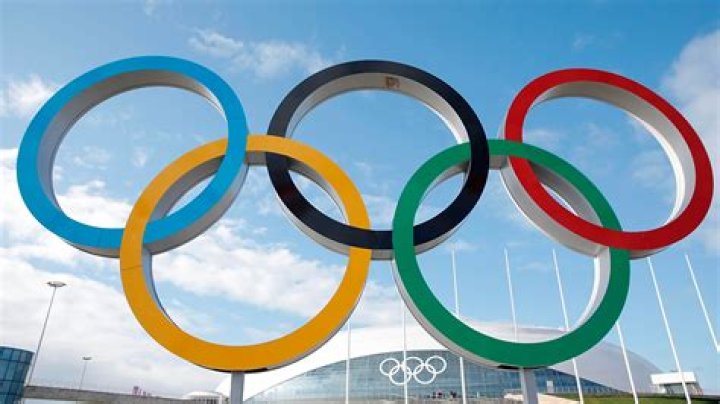 What is an Olympic event that has been discontinued?
