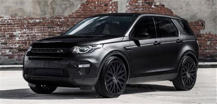 What is Discovery Sport Black Edition?