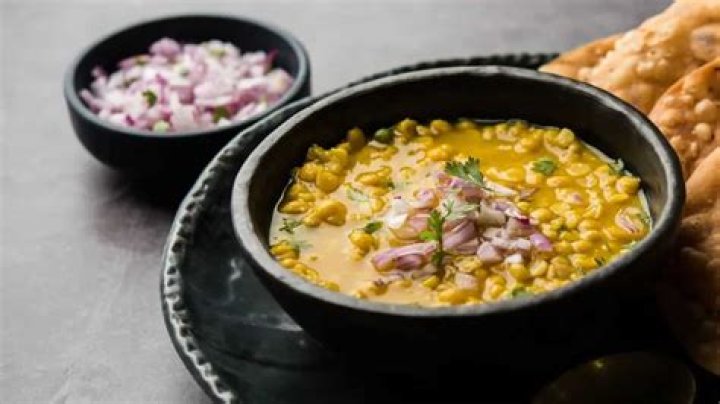What is famous item in Jamnagar?