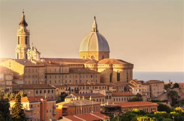 What is Loreto Italy famous for?