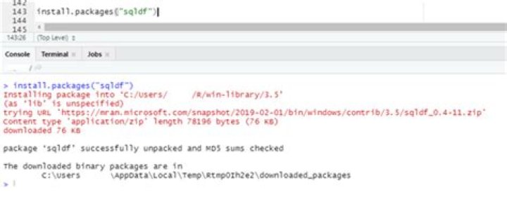 What is Sqldf package R?