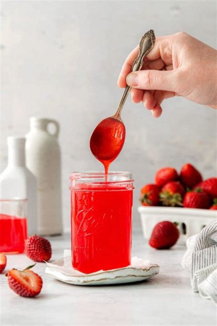 What is strawberry glaze made of?