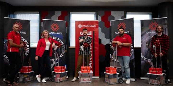 What is the ACE program at Fanshawe?