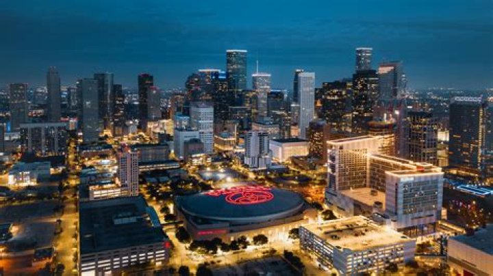 What is the best area to live in Houston Texas?