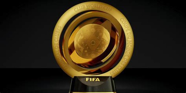 What is the best club in FIFA 16?