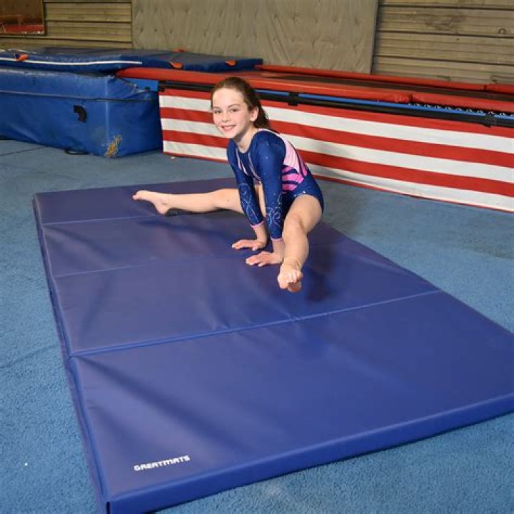 What is the best thickness for a gymnastics mat?