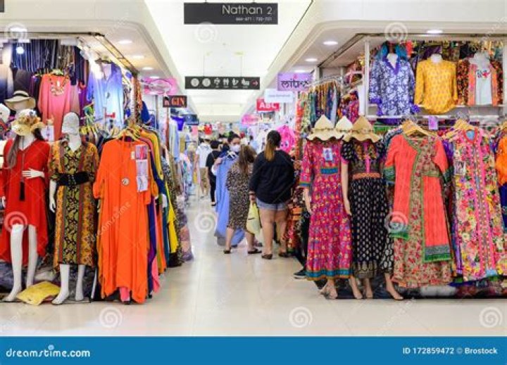 What is the biggest shopping mall in Thailand?