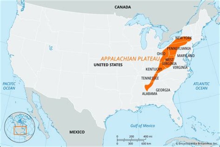 What is the economy of the Appalachian Plateau?