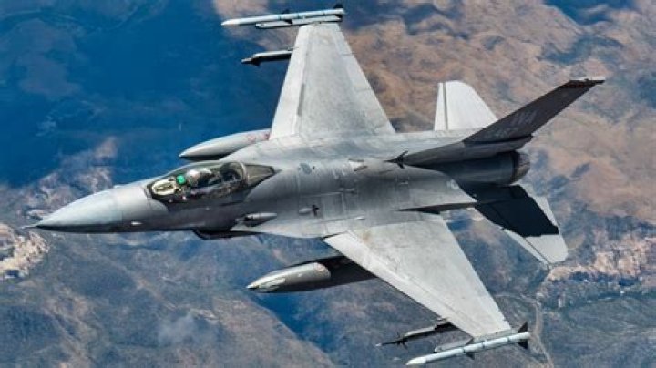 What is the F-16V Viper jet fighter?