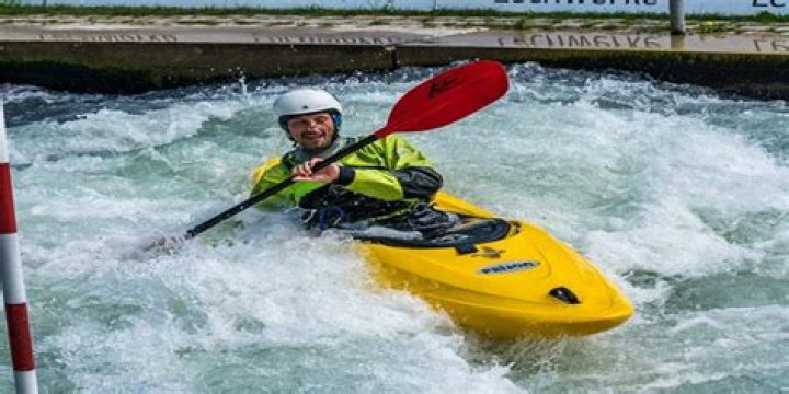 What is the history of canoe slalom?