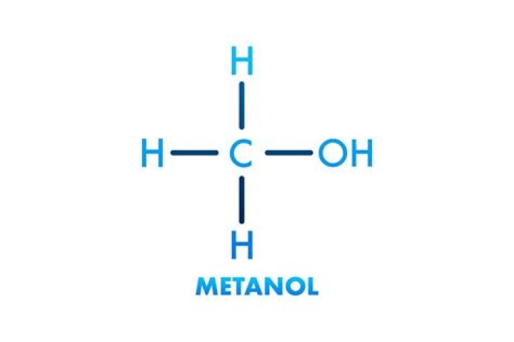 What is the Lewis structure of methanol?