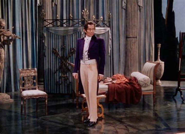 What is the plot of The Tales of Hoffmann?
