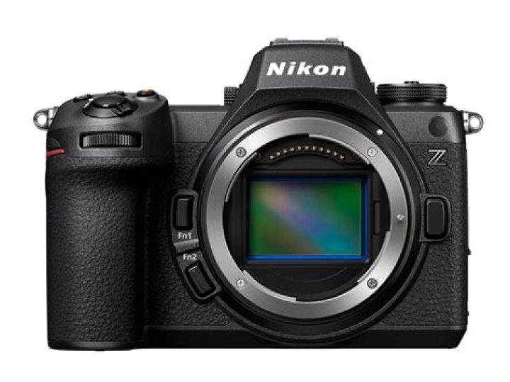 What is the price of Nikon D4 in India?