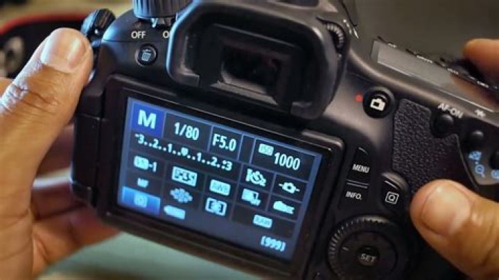 What lenses work on Canon 60D?