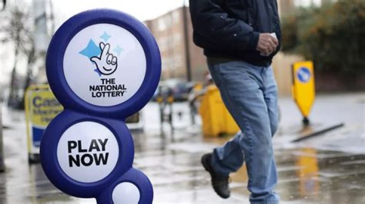 What lottery draws for tonight in Illinois?