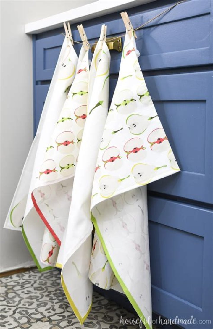 What material do you use to make tea towels?