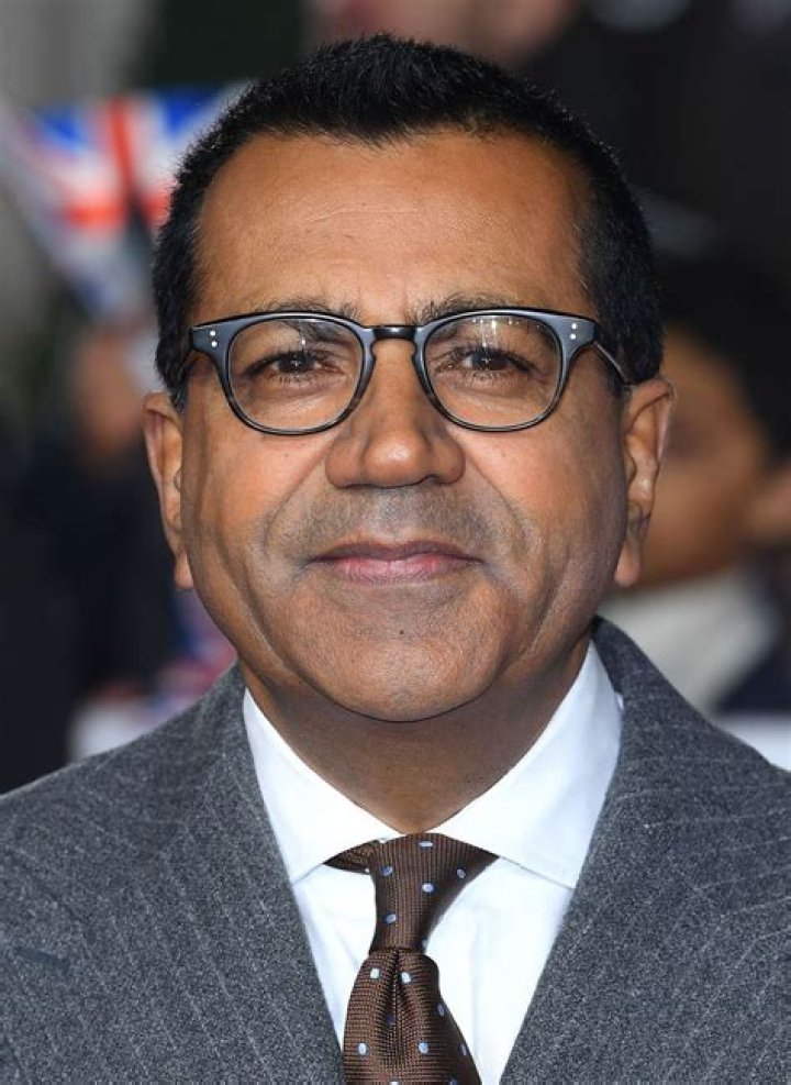 What nationality is Martin Bashir?