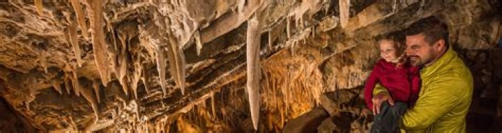 What rides are open at Glenwood Caverns?