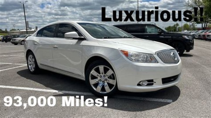 What size rims are on a 2012 Buick LaCrosse?