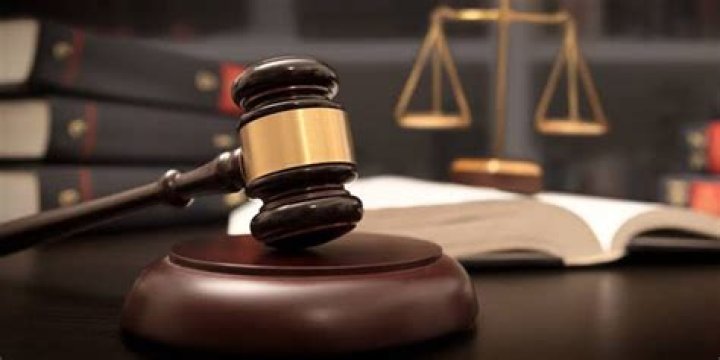 What software does a lawyer use?