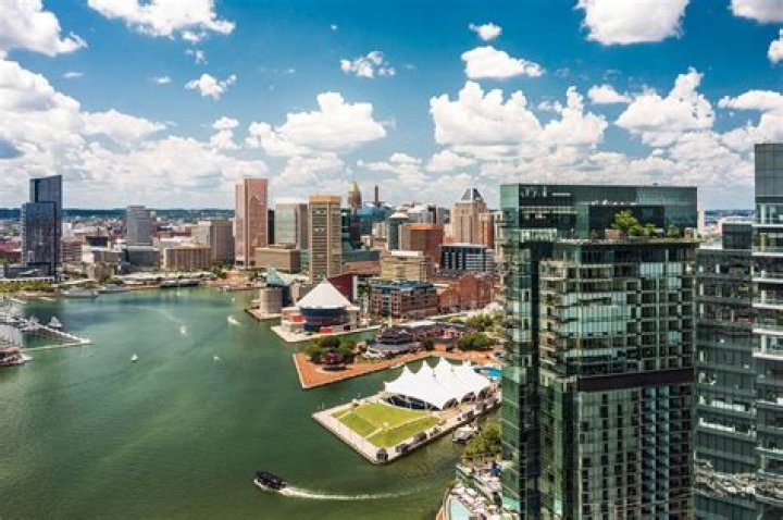 What stores are in Baltimore Inner Harbor?
