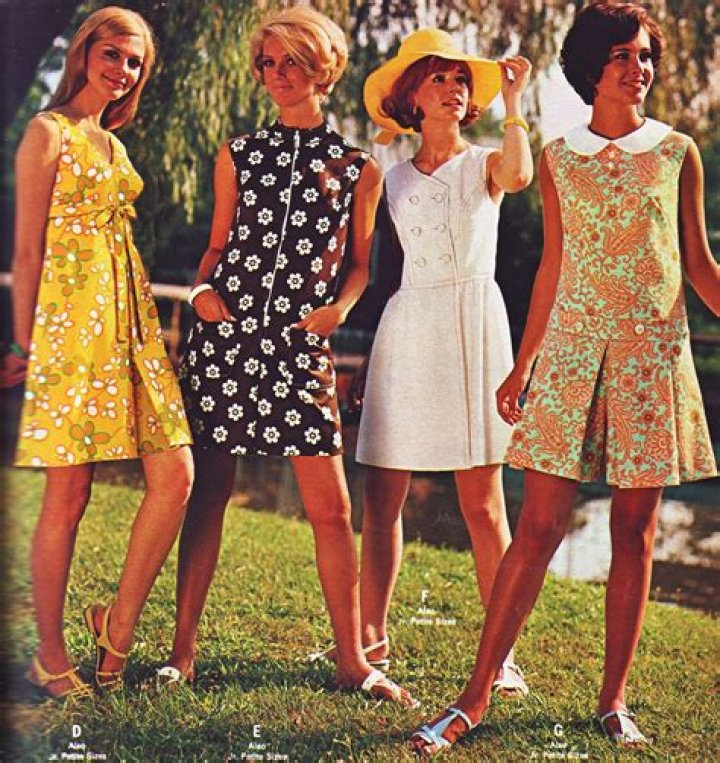 What style of dress was popular in the 60s?