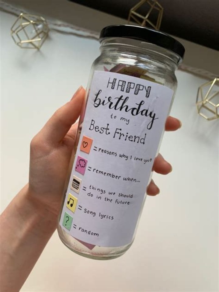 What to gift someone who likes horses?