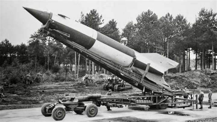 What was so special about the V-2 rocket?