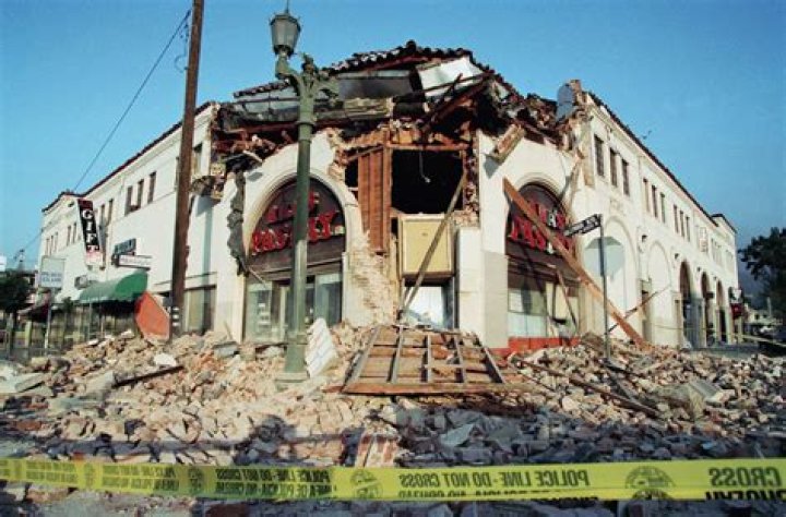What were the effects of the 1994 Northridge earthquake in Los Angeles?