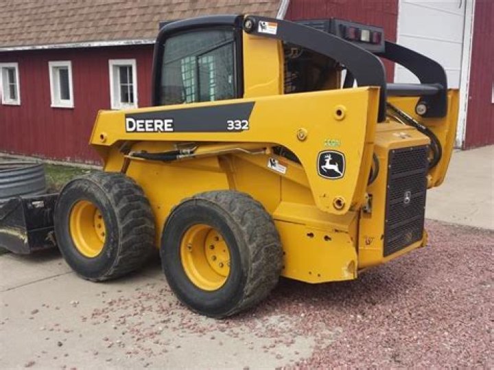What year is a John Deere 332?