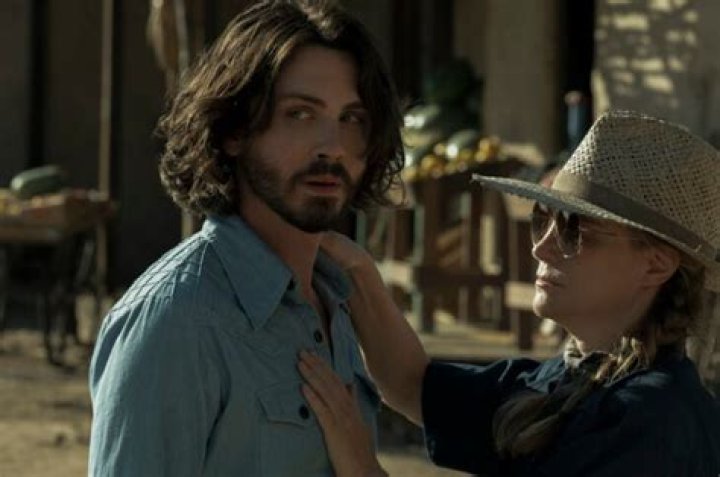 Where can I watch the Hunters TV show?