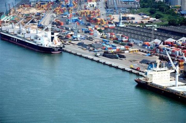Where is Port of Cabinda?