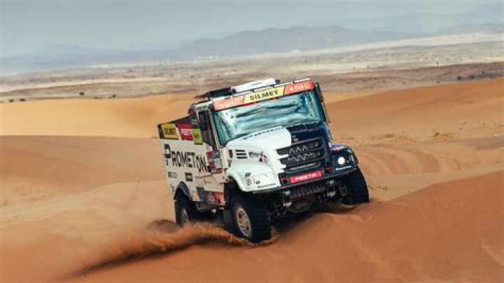 Where is the party in Dakar?