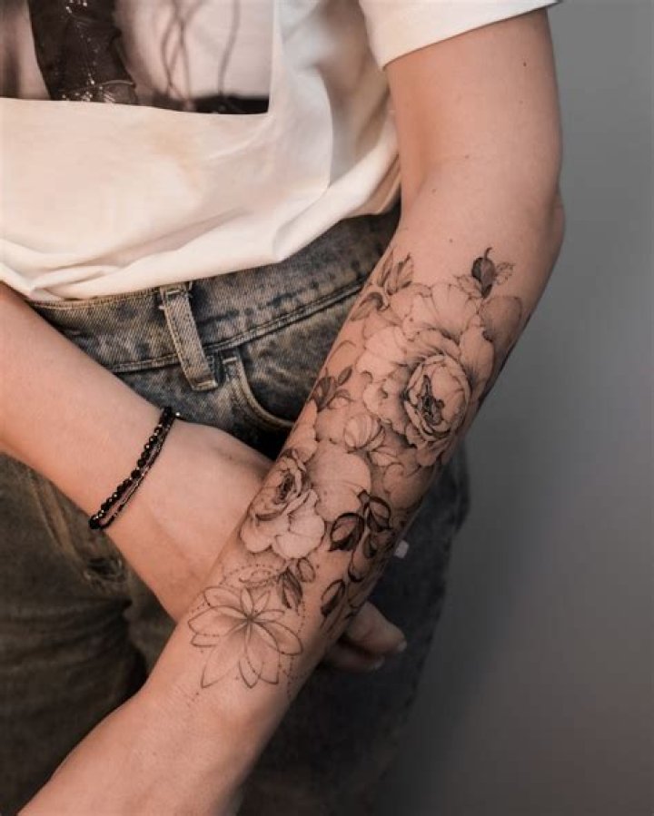 Where to wear a flower tattoo on your body?