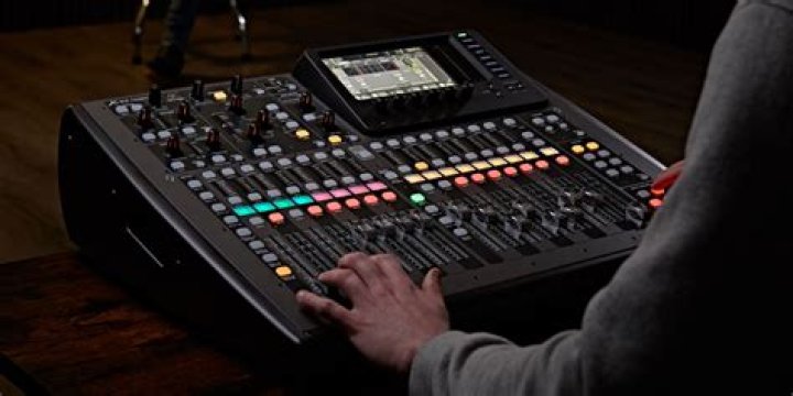 Which mixer is best for live sound?
