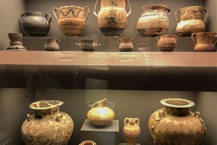 Which pottery technique was used by the Fort Ancient people?