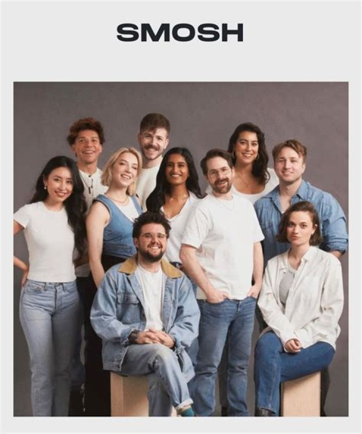 Which Smosh members are married?