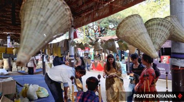 Which state host the annual Surajkund Crafts fair?