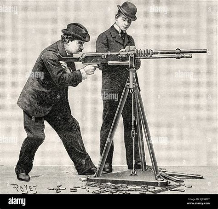 Who created the Hotchkiss machine gun?