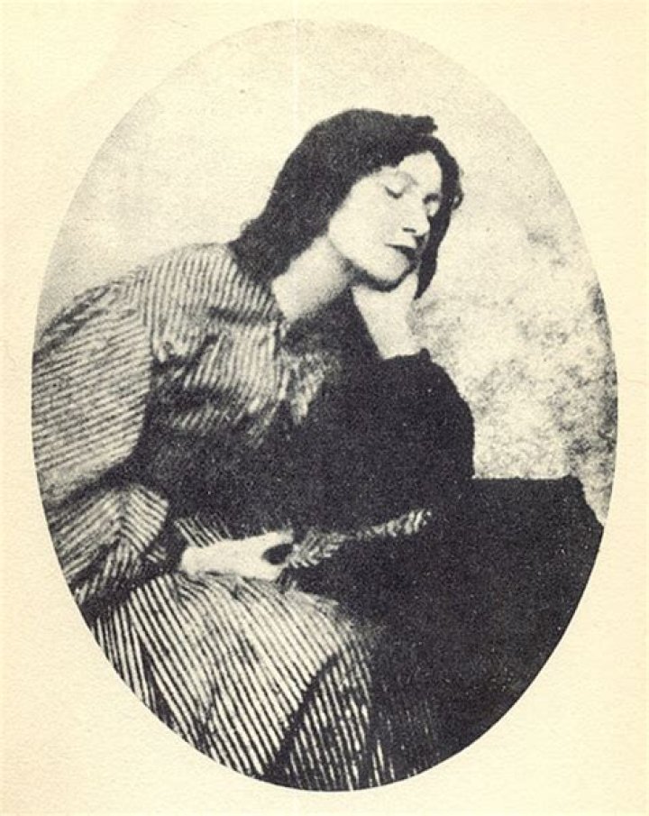 Who did Elizabeth siddal model for?