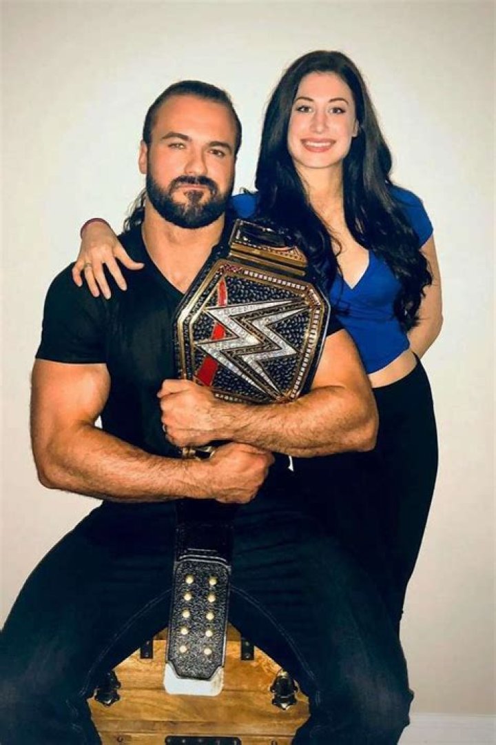 Who Drew Mcintyre wife?